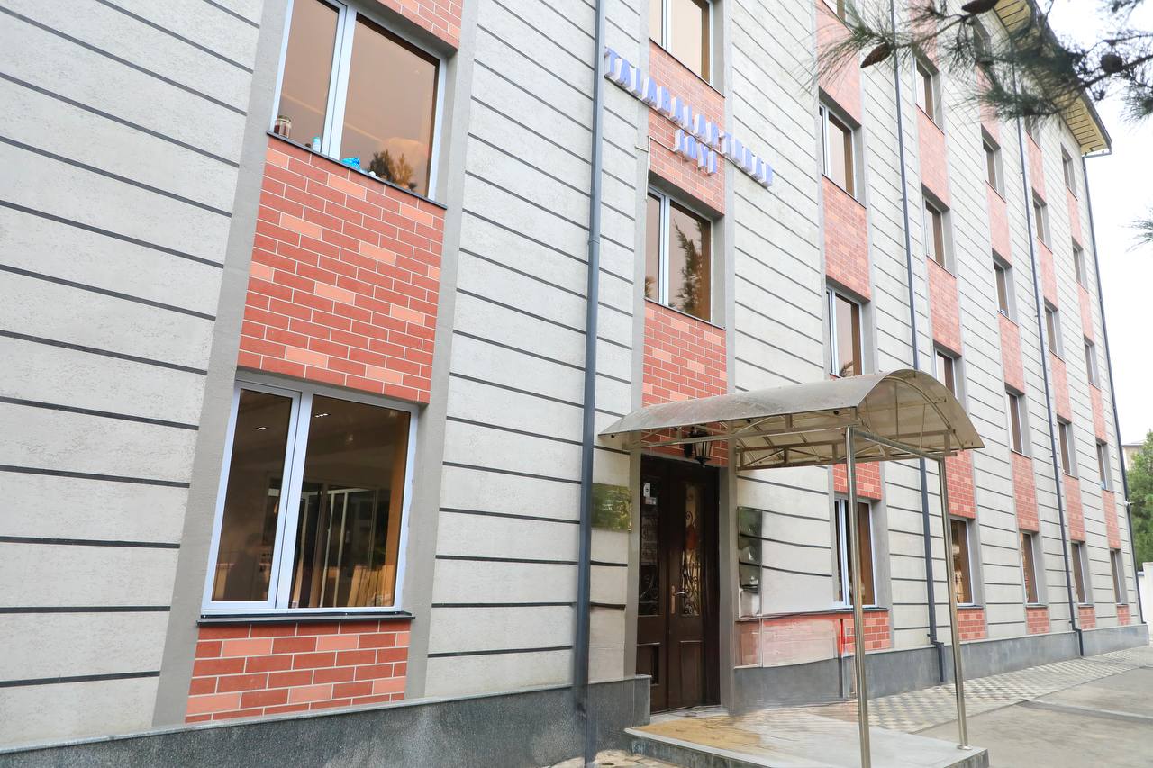 Joriy yilning 12-yanvar kuni Samarqand davlat pedagogika instituti rektori, professor Shahzoda Negmatova rahbarligida o‘tkazilgan ishchi apparat yig‘ilishida belgilangan topshiriqlar ijrosini ta’minlash maqsadida amaliy o‘rganish ishlari olib borildi.