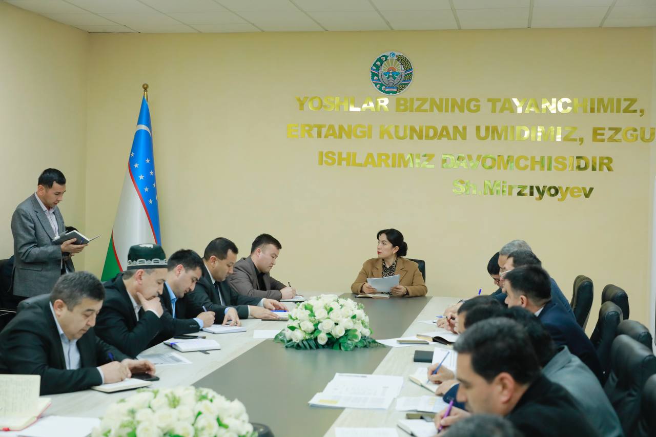 17-fevral kuni Samarqand davlat pedagogika institutida institut rektori, professor Shahzoda Negmatova rahbarligida navbatdagi ishchi apparat yig‘ilishi bo‘lib o‘tdi.