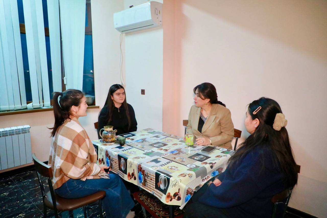 Ijara xonadonlarda istiqomat qilayotgan talabalar holidan xabar olindi