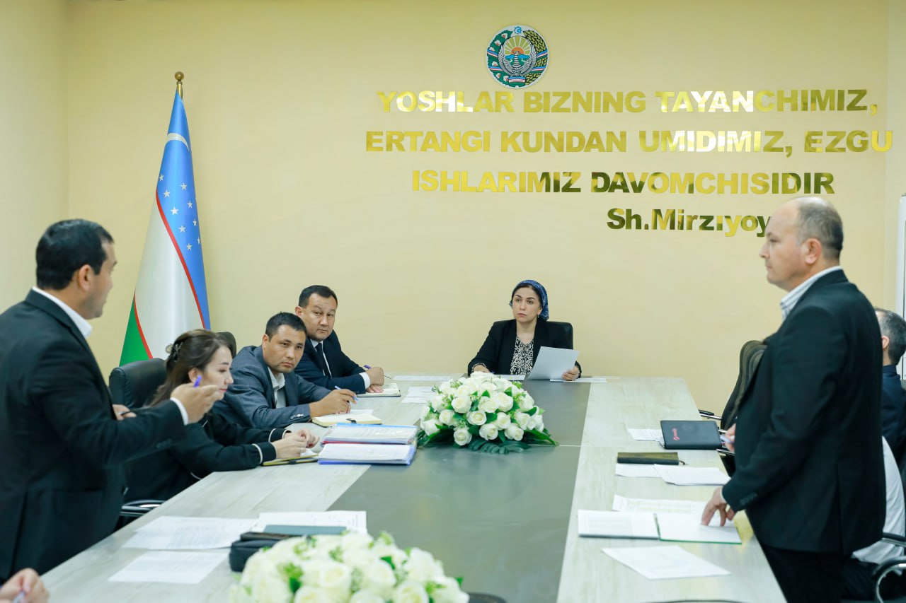 Shahzoda Negmatova bitiruvchilarning bandligini ta’minlash bo‘yicha amalga oshirilayotgan ishlar bilan tanishdi