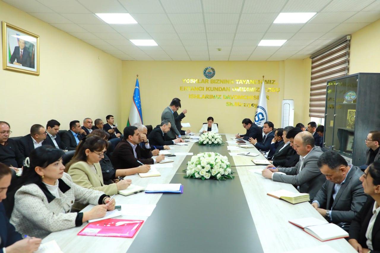 Сегодня, 18 марта, в Самаркандском государственном педагогическом институте под руководством ректора, профессора Шахзоды Негматовой состоялось очередное заседание рабочего аппарата.