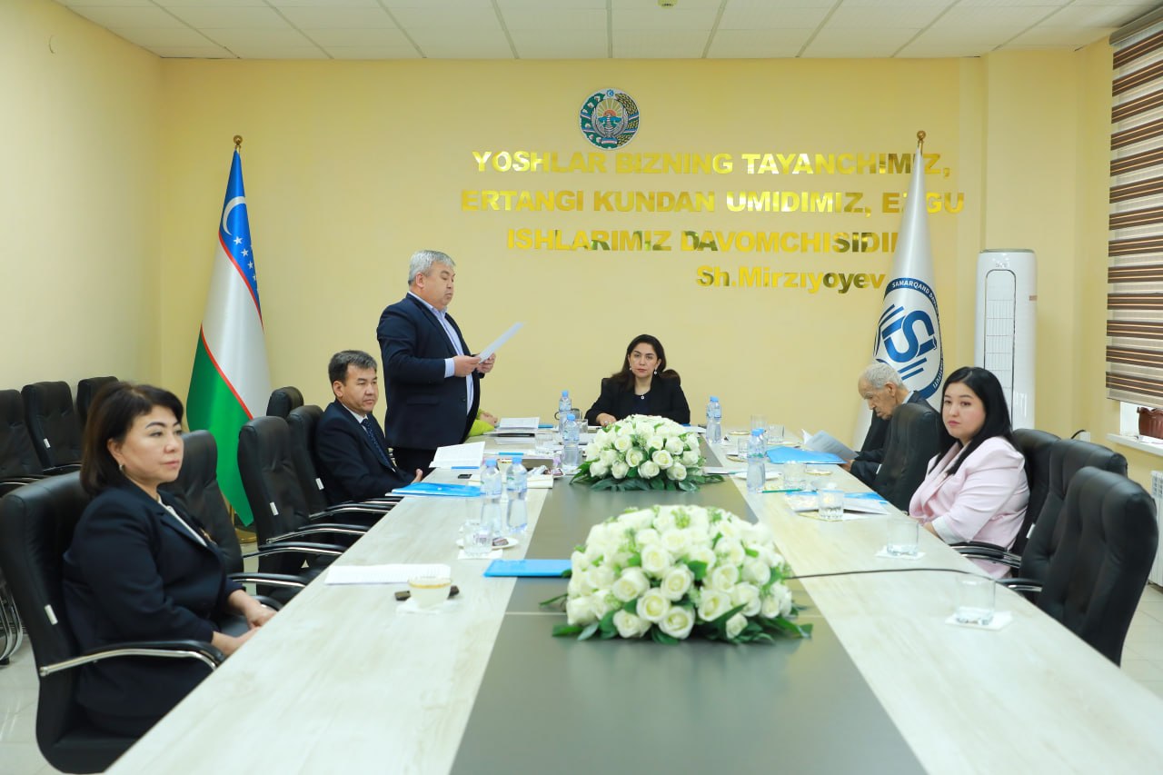 Проведён семинар, посвящённый обсуждению научных диссертаций