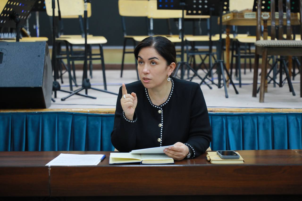 Bugun, 25-fevral kuni Samarqand davlat pedagogika institutida institut rektori, professor Shahzoda Negmatova rahbarligida navbatdagi ishchi apparat yig‘ilishi bo‘lib o‘tdi.