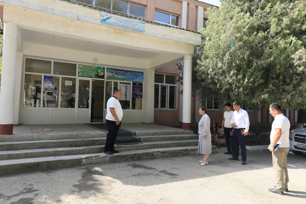 Rektor mahalladagi biriktirilgan yoshlar bilan uchrashdi