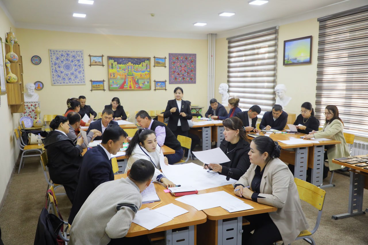 Samarqand davlat pedagogika instituti STEAM laboratoriyasida “Fanlararo STEAM ta’limi: mentorlar uchun zamonaviy tayyorlov” kursi doirasida seminar-treninglar davom ettirilmoqda