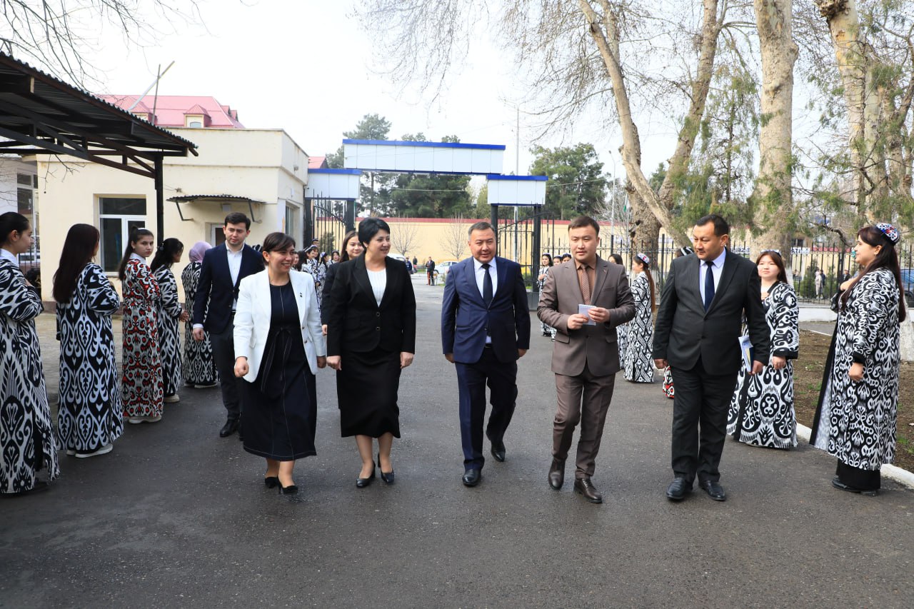 Как мы сообщали ранее, в настоящее время министр дошкольного и школьного образования Эъзоза Каримова находится с рабочим визитом в Самаркандской области.