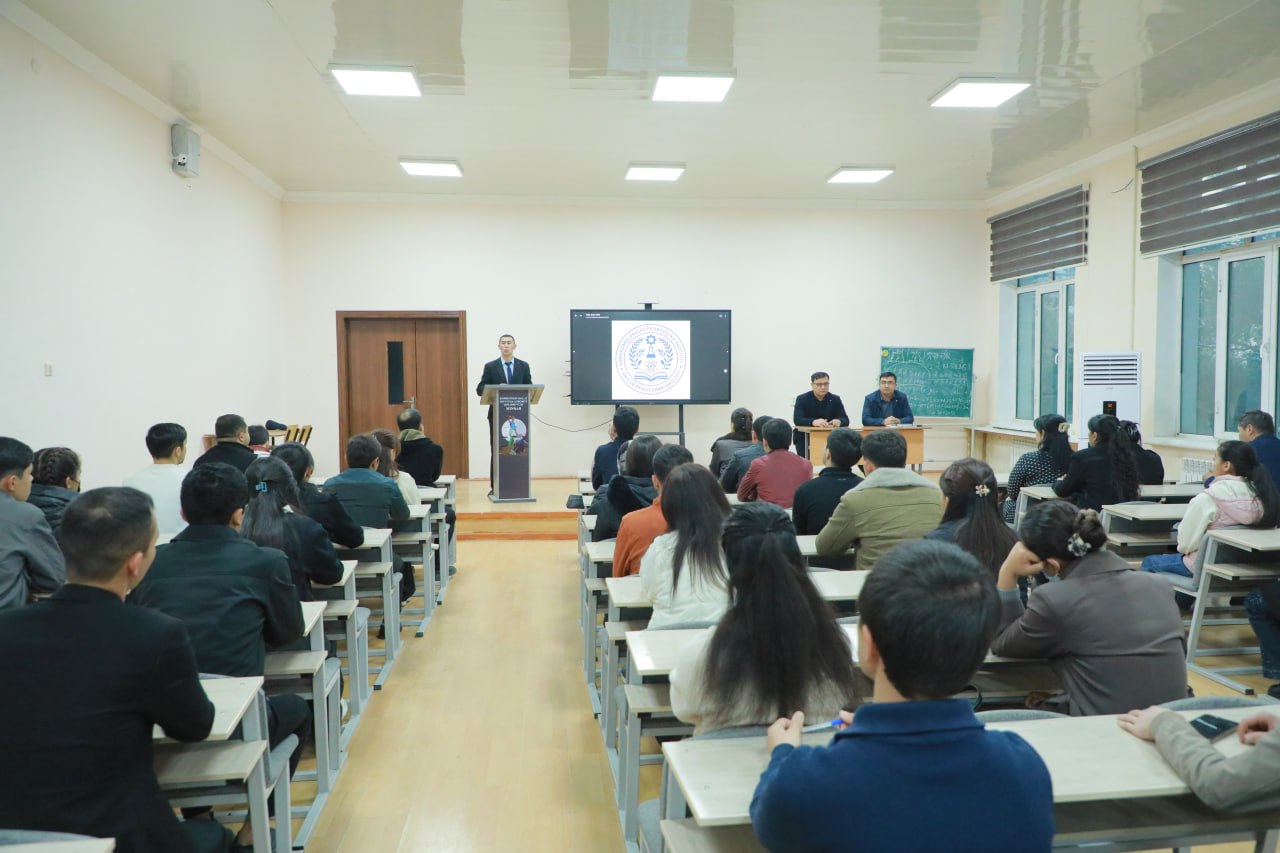 Talabalar bilan davra suhbati o‘tkazildi