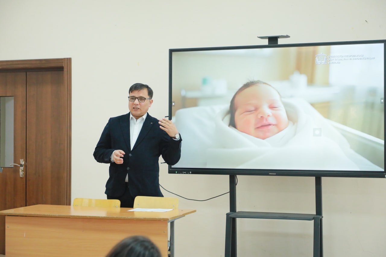 SamDPIda navbatdagi “Kelajak soati” darsi o‘tkazildi