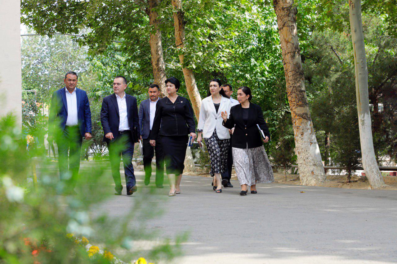 Maktabgacha va maktab taʼlimi vaziri oʻrinbosari — Nizomiy nomidagi Oʻzbekiston milliy pedagogika universiteti rektori E'zozxon Karimova  O‘zbekiston-Finlandiya pedagogika institutida bo'ldi