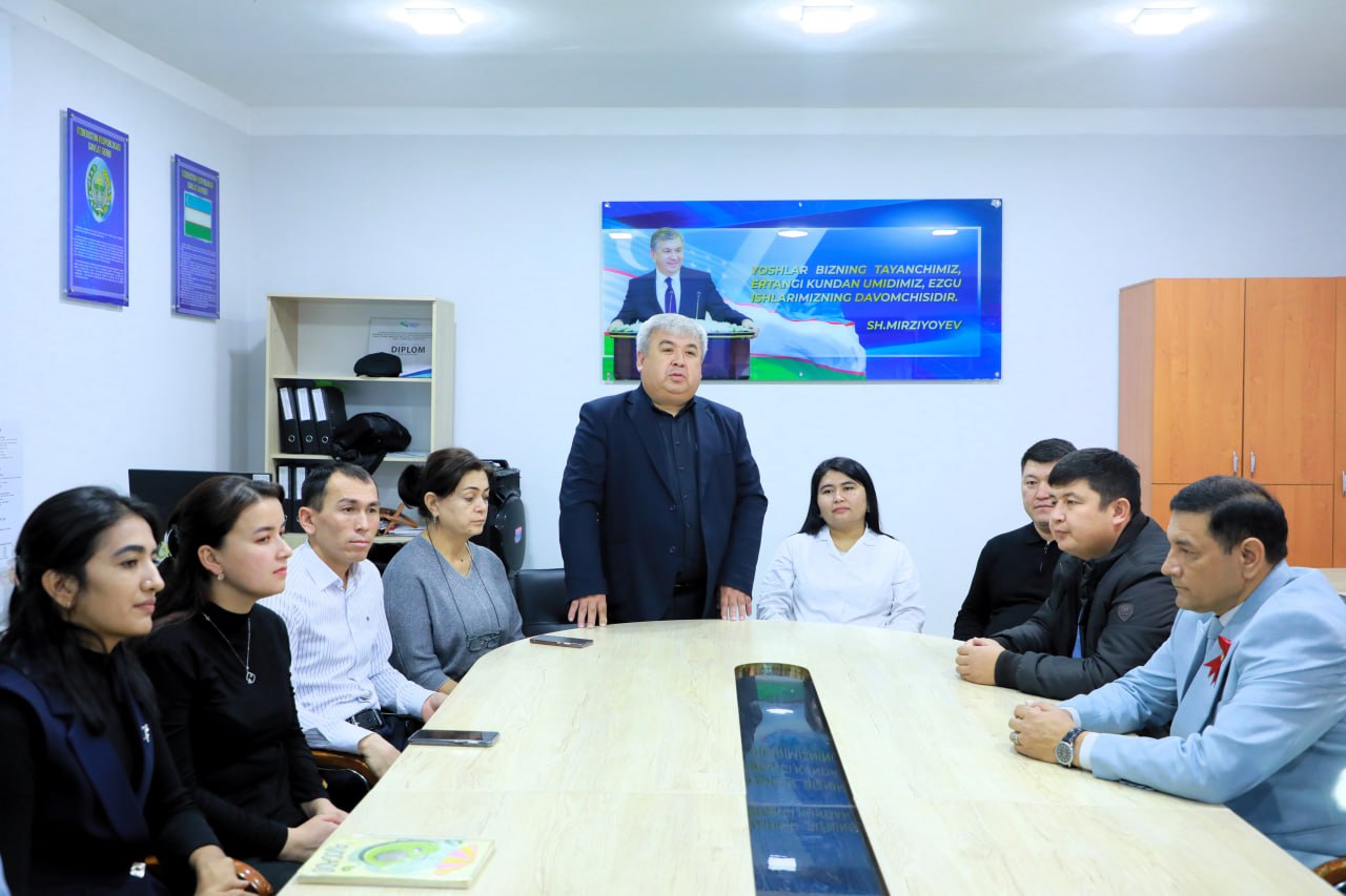 Samarqand davlat pedagogika institutida professor-o‘qituvchilar hamda institut shifokorlari tomonidan 1-dekabr — Xalqaro OITSga qarshi kurashish kuni doirasida talabalar bilan davra suhbati o‘tkazildi.
