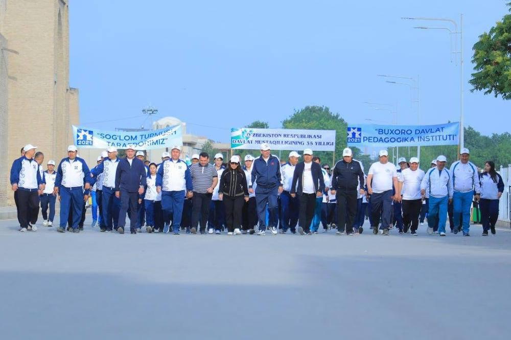 Buxoroda ommaviy yurish marafoni tashkil etildi