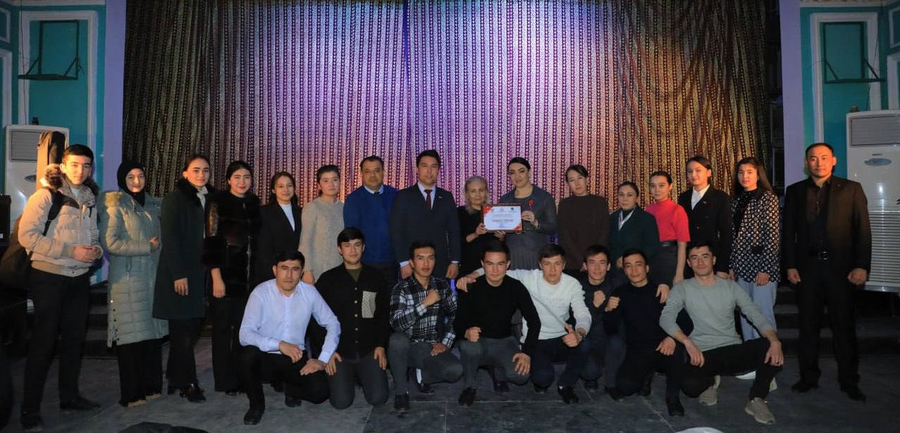 Oʻzbekiston-Finlandiya pedagogika institutining "Pedagoglar" teatr jamoasi "Talabalar teatr studiyalari" respublika tanlovining viloyat bosqichida 1-o'rinni qo'lga kiritdi