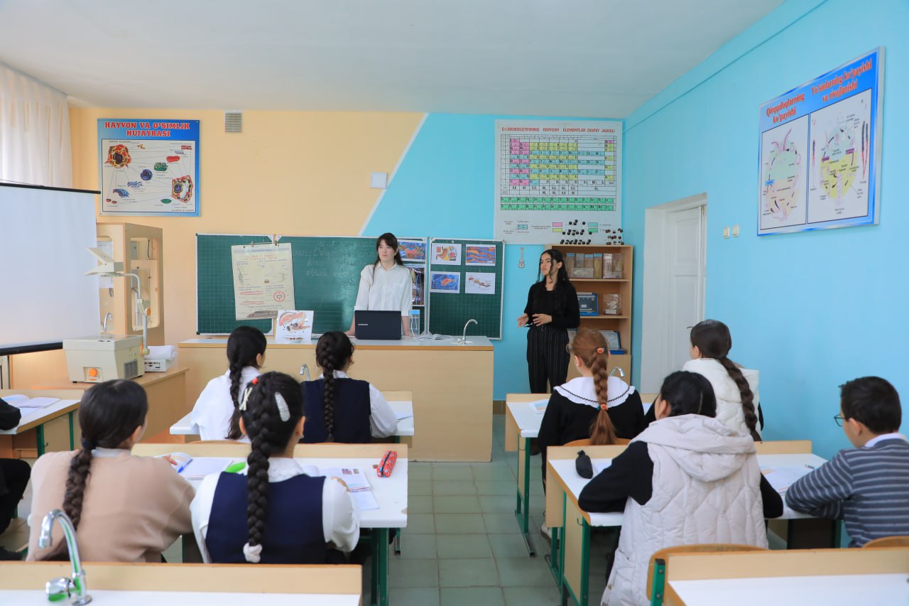 Talabalar maktablarda pedagogik amaliyot oʻtamoqda