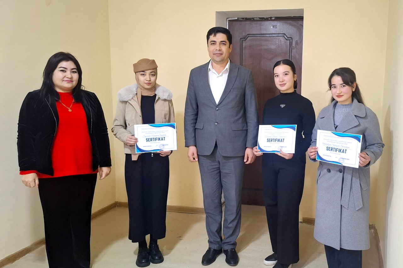 Samarqand davlat pedagogika institutida faoliyat yuritayotgan “Suxandonlik” to‘garagining navbatdagi tinglovchilari kursni muvaffaqiyatli yakunlab, sertifikatlar bilan taqdirlandilar.