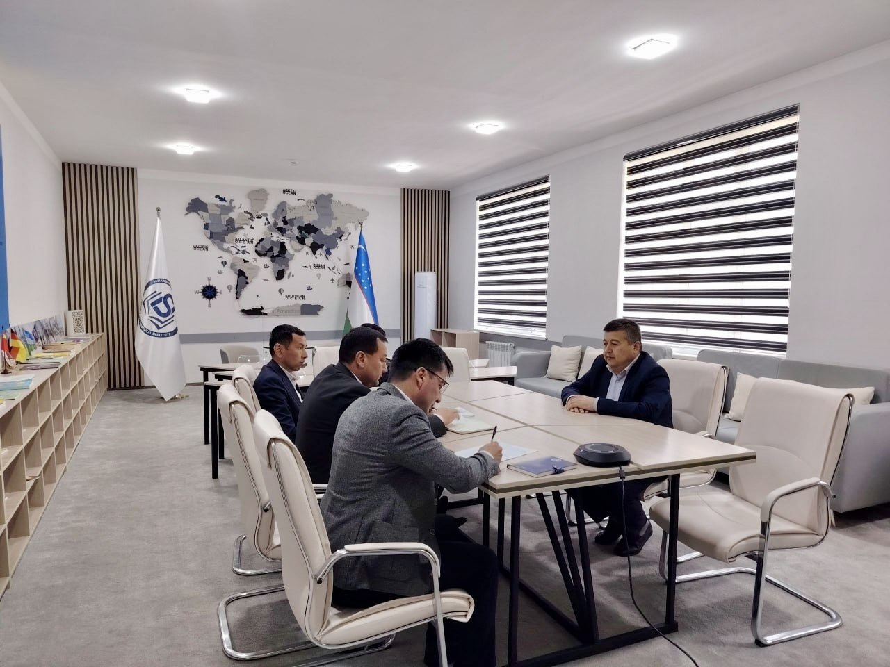 Samarqand davlat pedagogika institutida Transformatsiya bo‘limiga yuqori malakali mutaxassislarni ishga qabul qilish maqsadida suhbat jarayoni tashkil etildi.