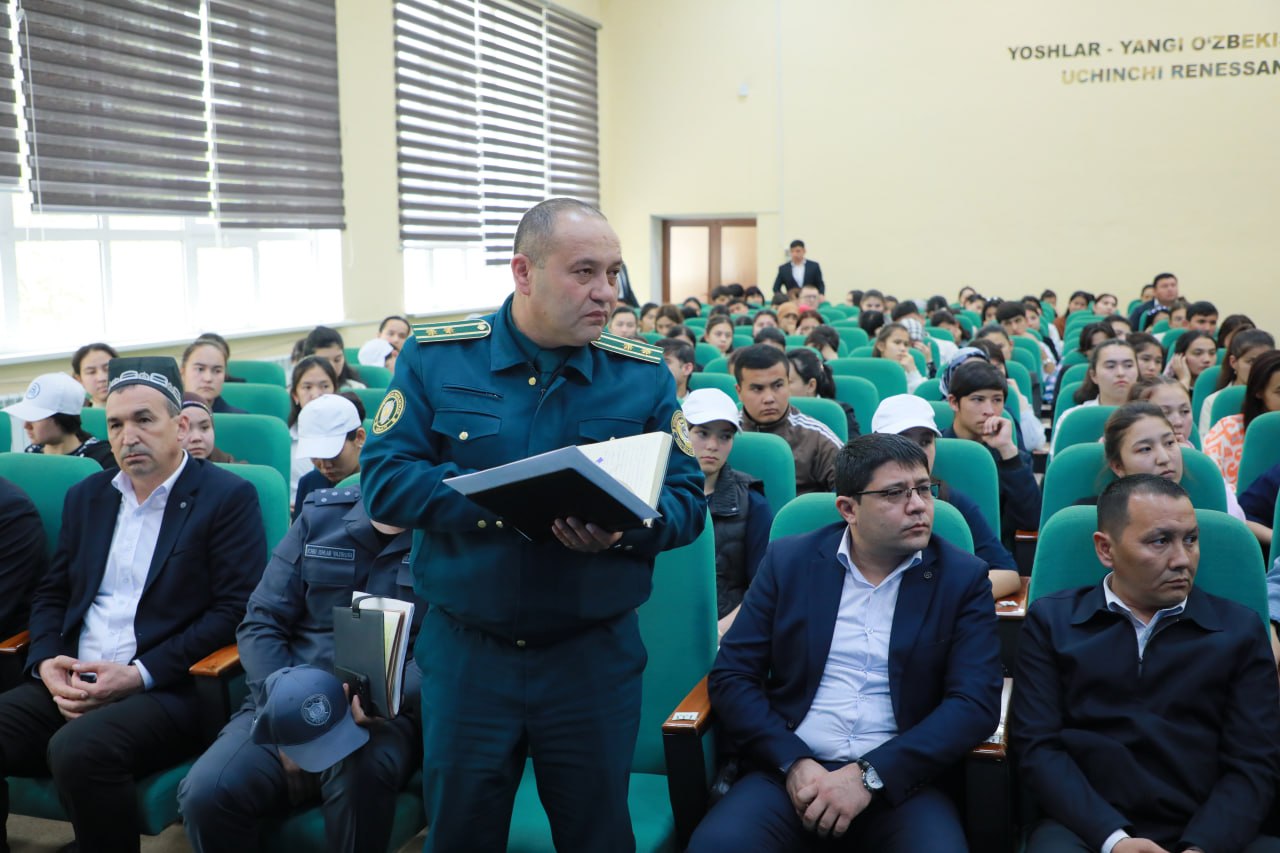 RAHBAR VA YOSHLAR UCHRASHUVI
